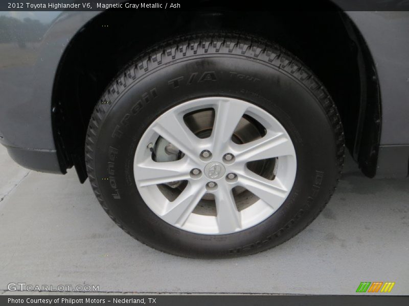 Magnetic Gray Metallic / Ash 2012 Toyota Highlander V6