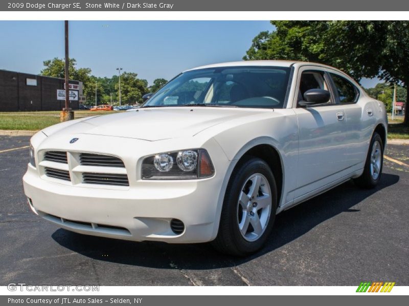 Stone White / Dark Slate Gray 2009 Dodge Charger SE