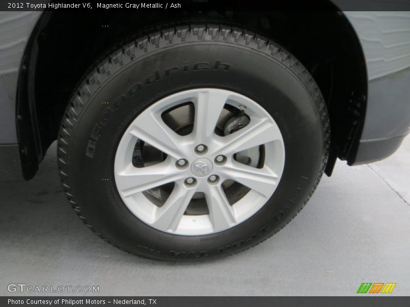 Magnetic Gray Metallic / Ash 2012 Toyota Highlander V6