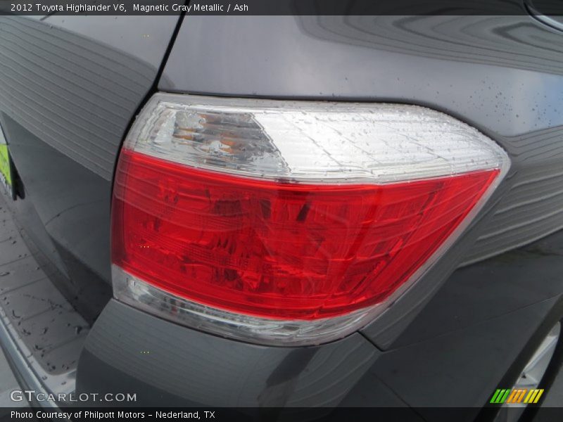 Magnetic Gray Metallic / Ash 2012 Toyota Highlander V6