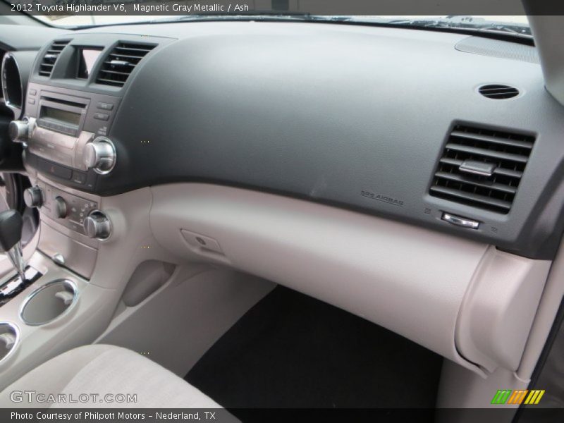 Magnetic Gray Metallic / Ash 2012 Toyota Highlander V6