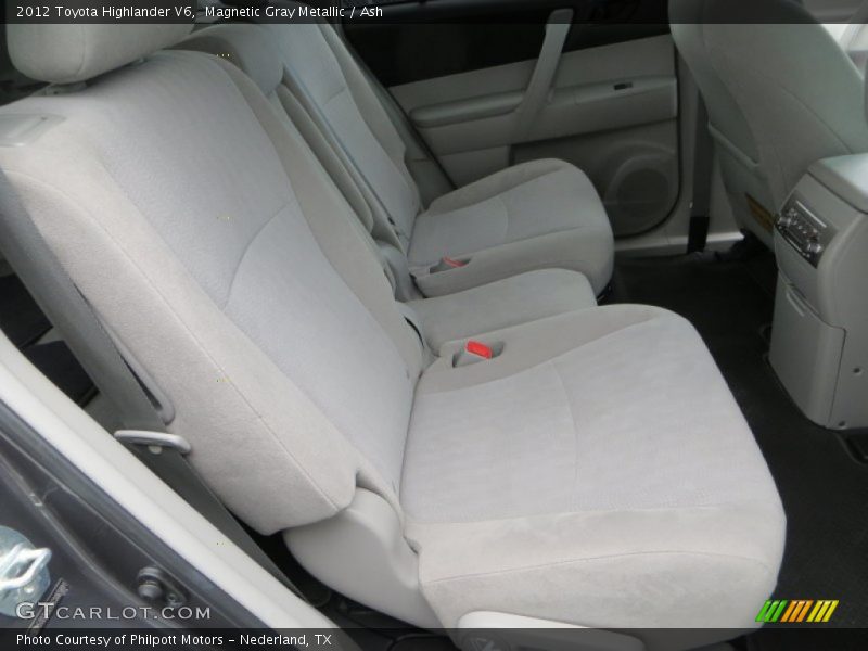 Magnetic Gray Metallic / Ash 2012 Toyota Highlander V6