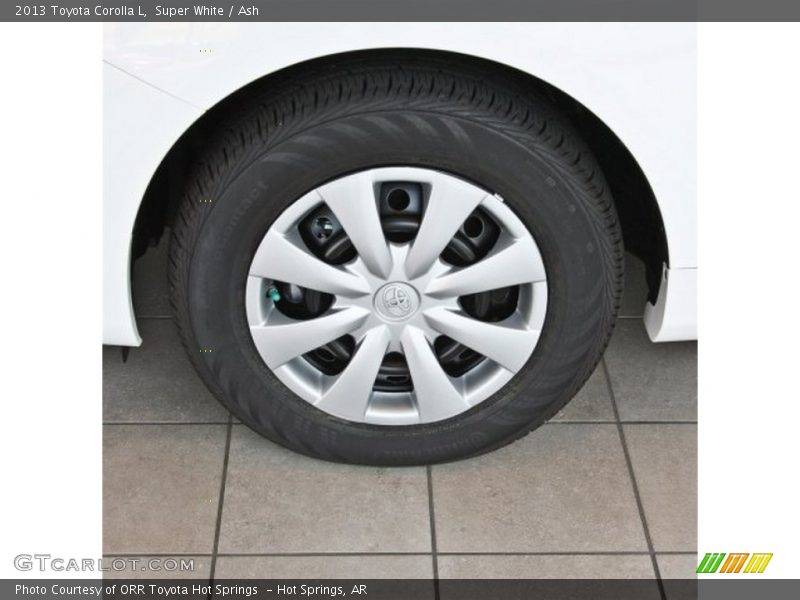 Super White / Ash 2013 Toyota Corolla L