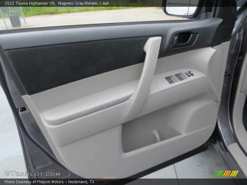 Magnetic Gray Metallic / Ash 2012 Toyota Highlander V6