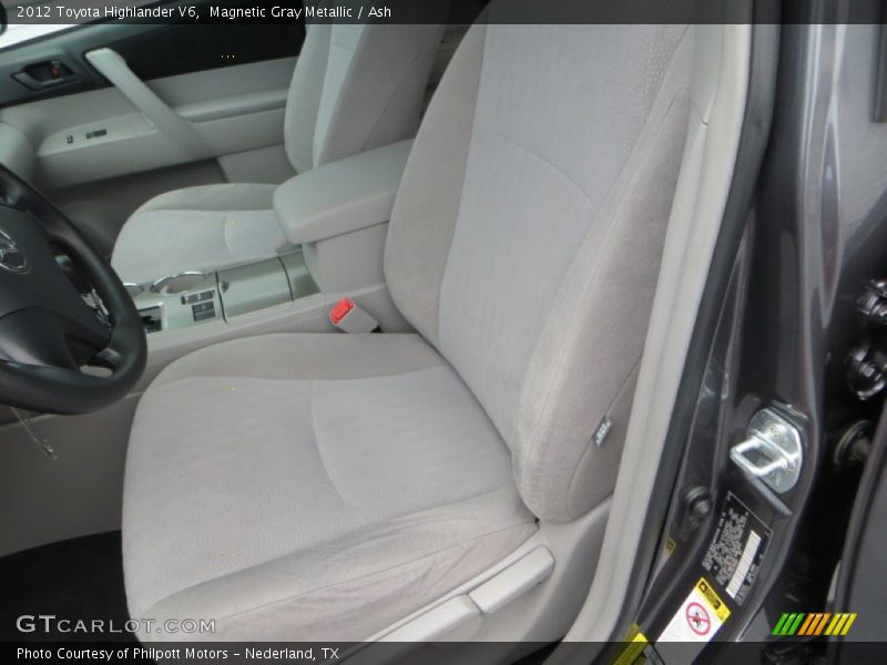 Magnetic Gray Metallic / Ash 2012 Toyota Highlander V6
