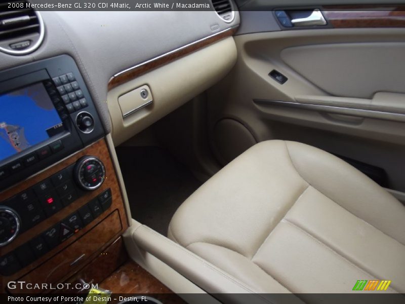 Arctic White / Macadamia 2008 Mercedes-Benz GL 320 CDI 4Matic