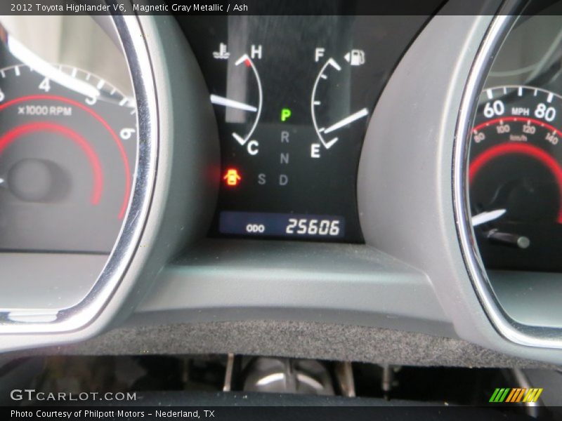 Magnetic Gray Metallic / Ash 2012 Toyota Highlander V6