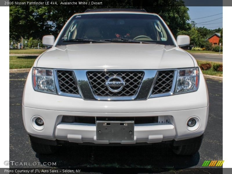 Avalanche White / Desert 2006 Nissan Pathfinder LE 4x4