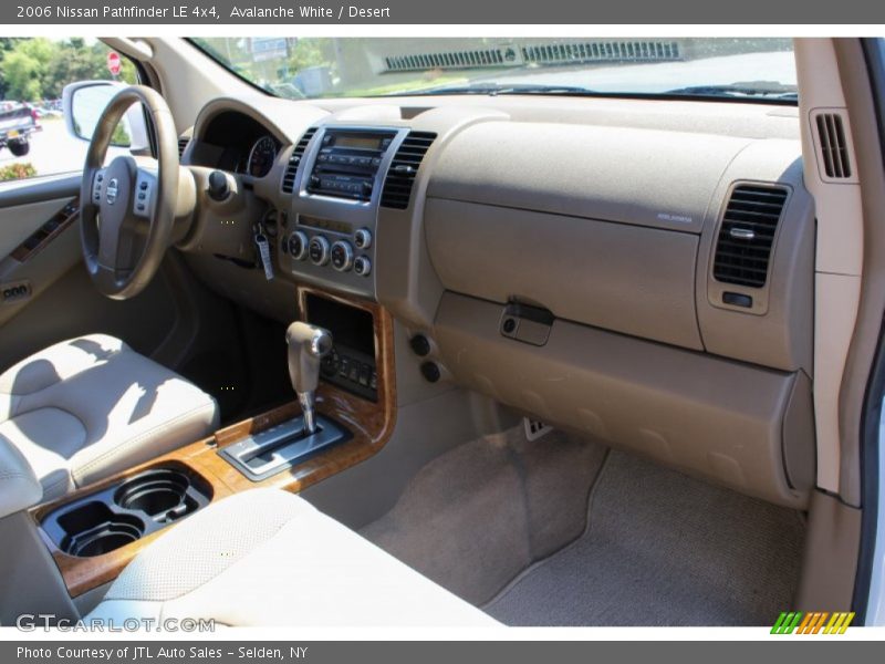 Avalanche White / Desert 2006 Nissan Pathfinder LE 4x4