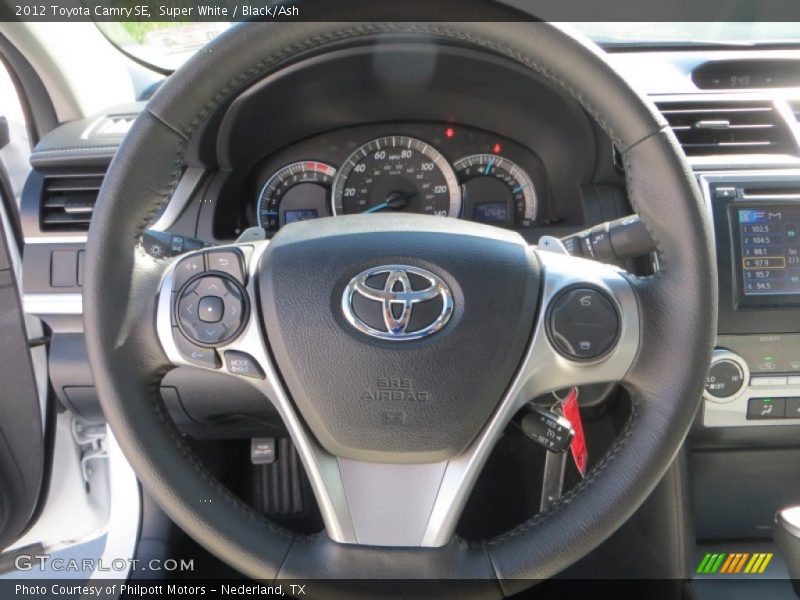 Super White / Black/Ash 2012 Toyota Camry SE