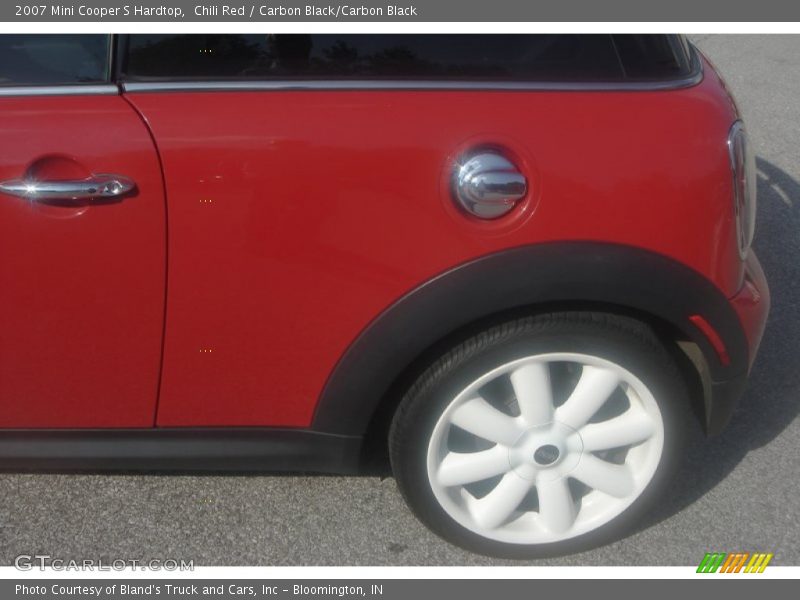 Chili Red / Carbon Black/Carbon Black 2007 Mini Cooper S Hardtop
