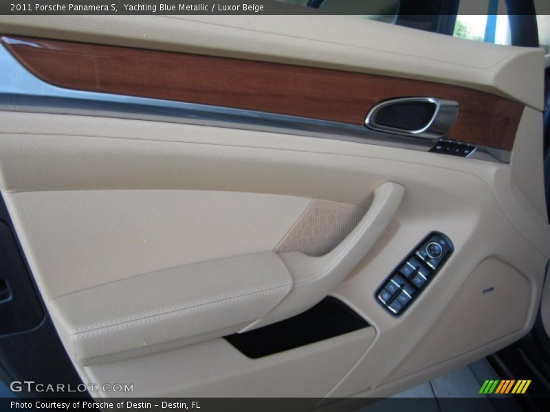 Yachting Blue Metallic / Luxor Beige 2011 Porsche Panamera S