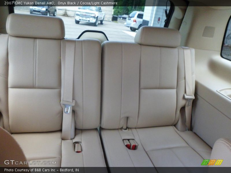 Onyx Black / Cocoa/Light Cashmere 2007 GMC Yukon Denali AWD