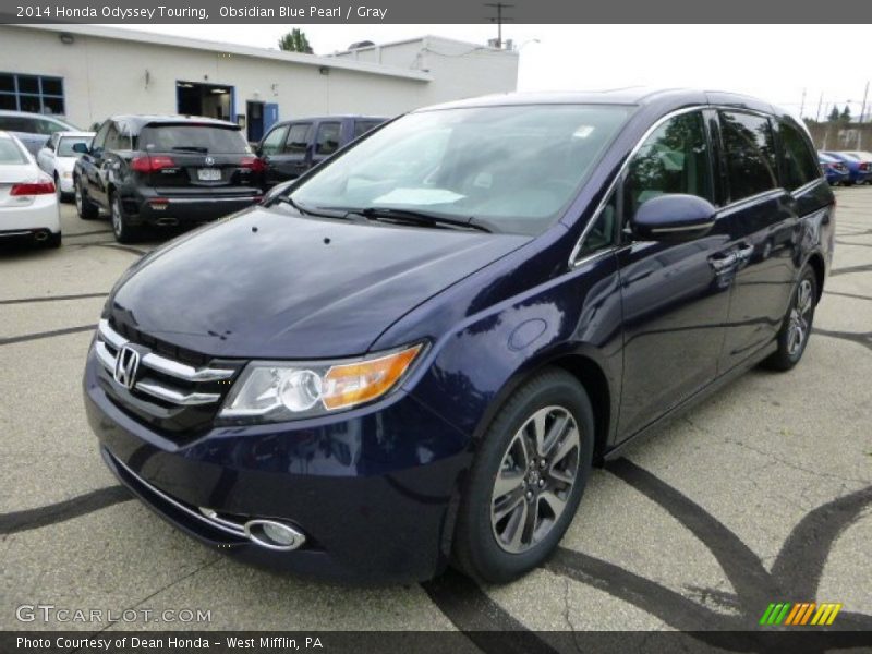 Front 3/4 View of 2014 Odyssey Touring