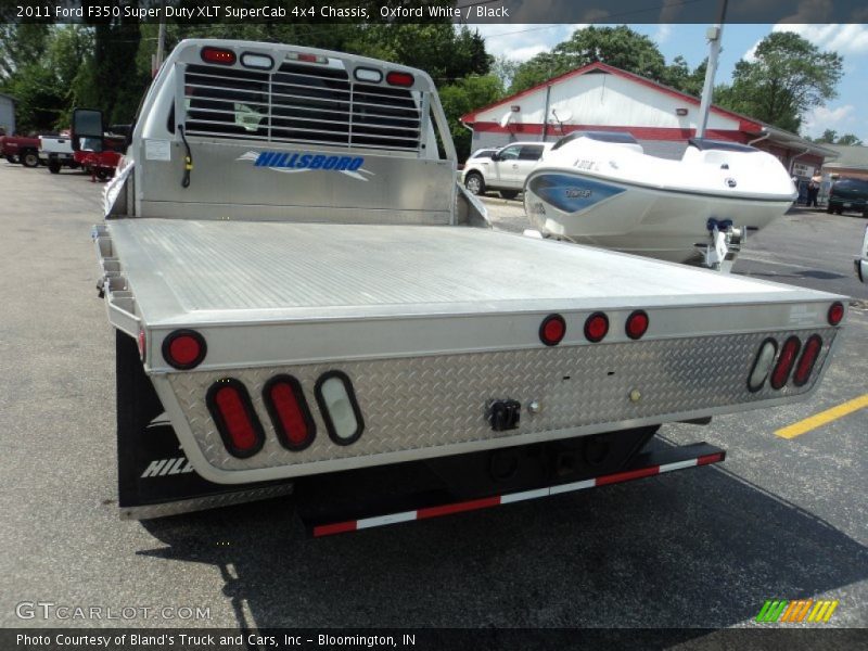 Oxford White / Black 2011 Ford F350 Super Duty XLT SuperCab 4x4 Chassis