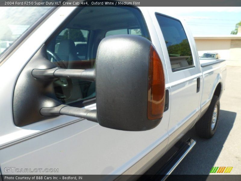 Oxford White / Medium Flint 2004 Ford F250 Super Duty XLT Crew Cab 4x4