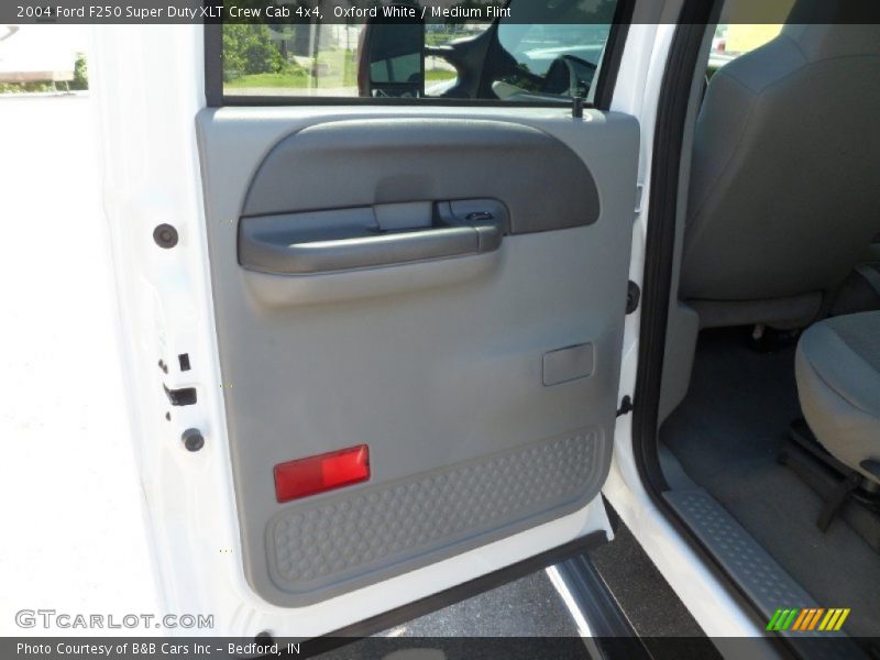 Oxford White / Medium Flint 2004 Ford F250 Super Duty XLT Crew Cab 4x4
