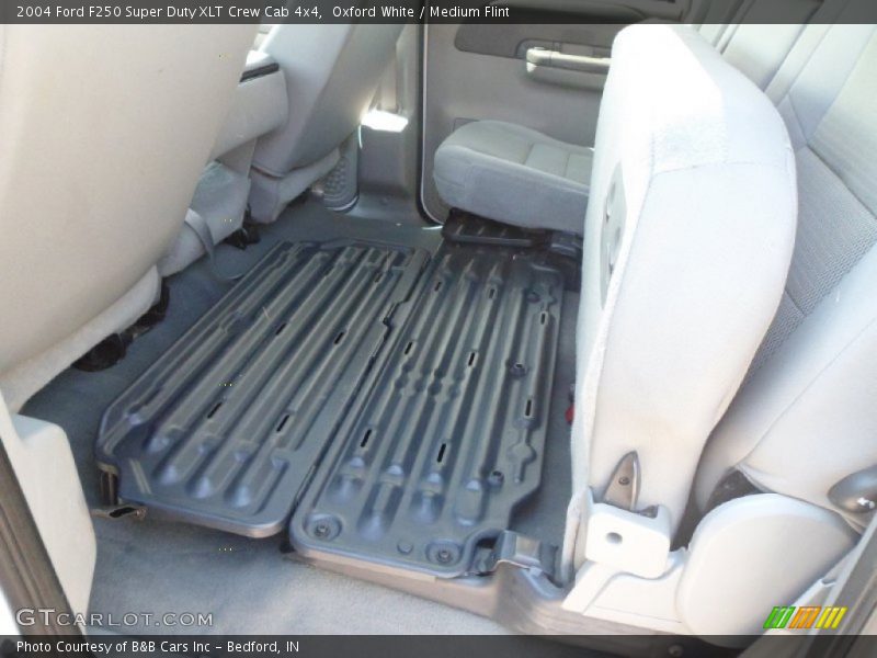 Oxford White / Medium Flint 2004 Ford F250 Super Duty XLT Crew Cab 4x4