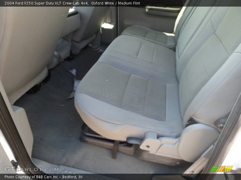 Oxford White / Medium Flint 2004 Ford F250 Super Duty XLT Crew Cab 4x4