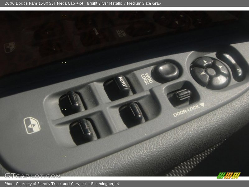 Bright Silver Metallic / Medium Slate Gray 2006 Dodge Ram 1500 SLT Mega Cab 4x4