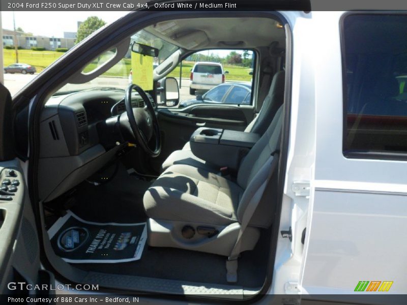Oxford White / Medium Flint 2004 Ford F250 Super Duty XLT Crew Cab 4x4