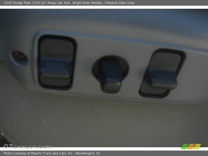 Bright Silver Metallic / Medium Slate Gray 2006 Dodge Ram 1500 SLT Mega Cab 4x4