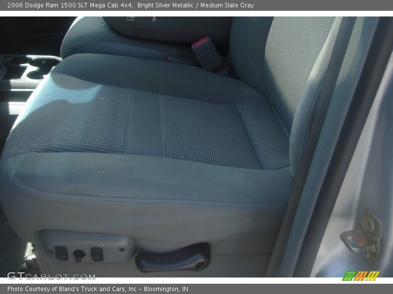 Bright Silver Metallic / Medium Slate Gray 2006 Dodge Ram 1500 SLT Mega Cab 4x4