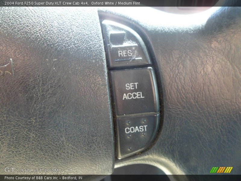 Oxford White / Medium Flint 2004 Ford F250 Super Duty XLT Crew Cab 4x4