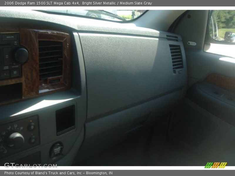 Bright Silver Metallic / Medium Slate Gray 2006 Dodge Ram 1500 SLT Mega Cab 4x4