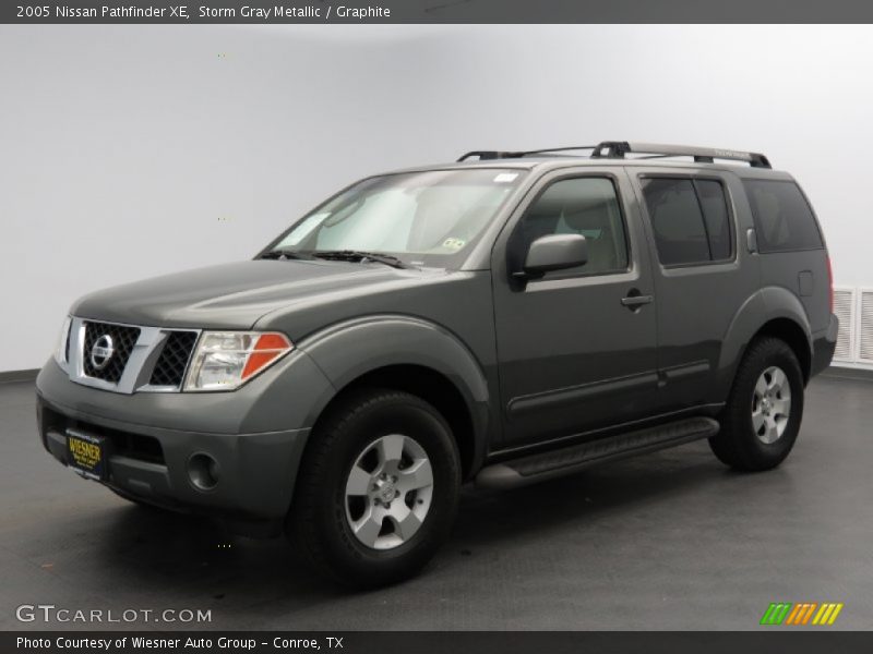 Storm Gray Metallic / Graphite 2005 Nissan Pathfinder XE