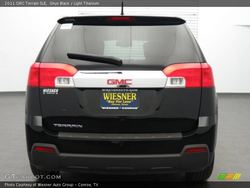 Onyx Black / Light Titanium 2011 GMC Terrain SLE