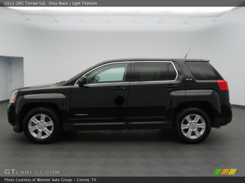 Onyx Black / Light Titanium 2011 GMC Terrain SLE