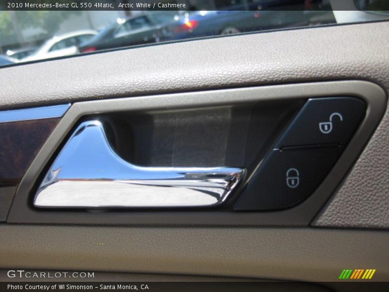Arctic White / Cashmere 2010 Mercedes-Benz GL 550 4Matic