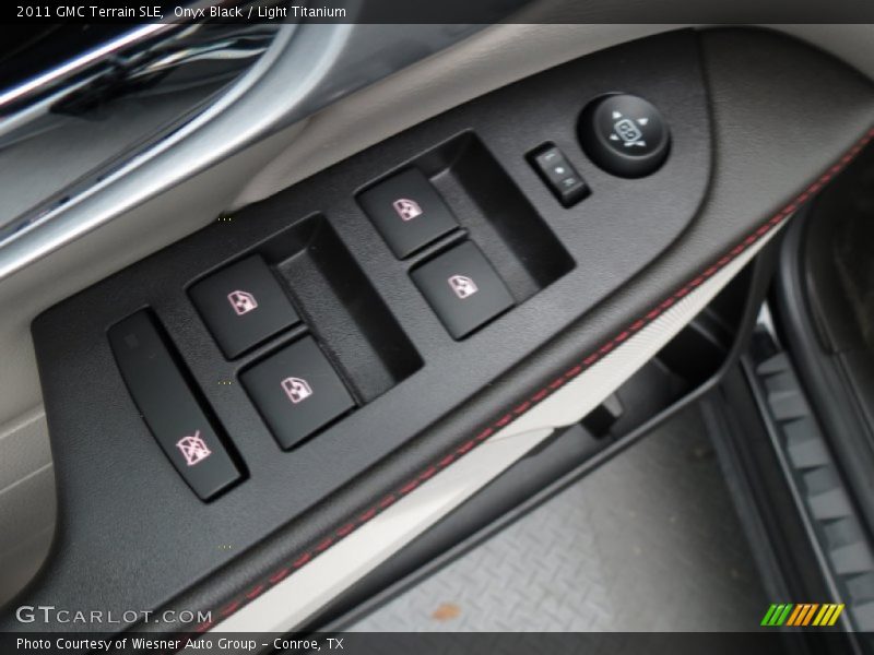 Onyx Black / Light Titanium 2011 GMC Terrain SLE
