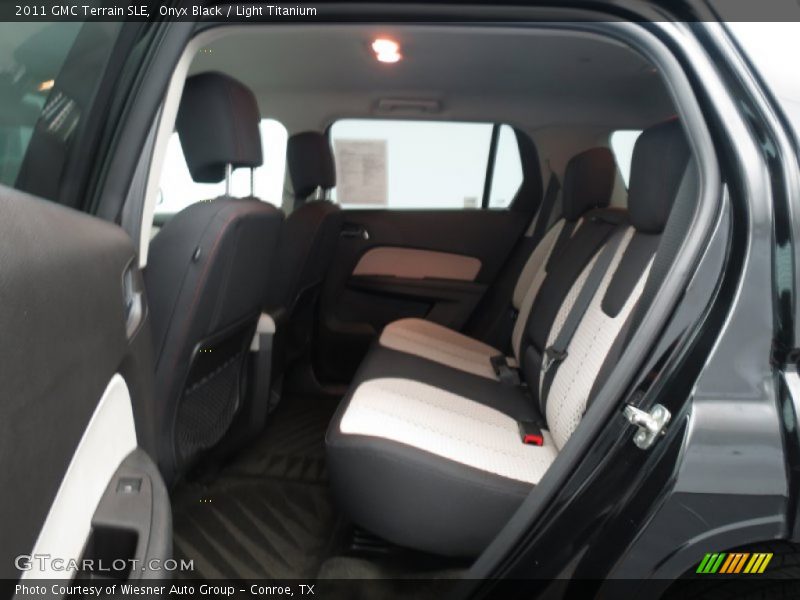 Onyx Black / Light Titanium 2011 GMC Terrain SLE