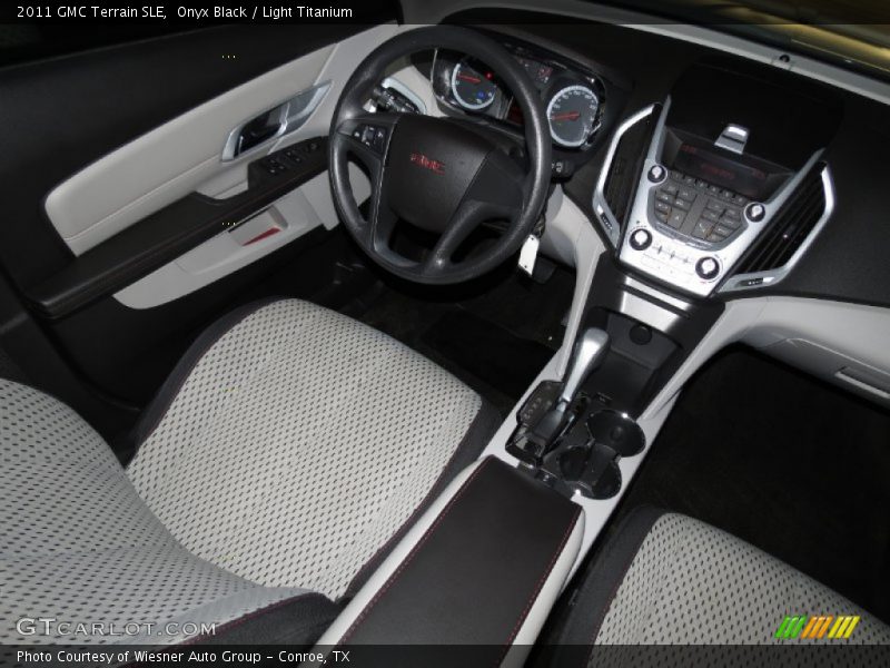 Onyx Black / Light Titanium 2011 GMC Terrain SLE