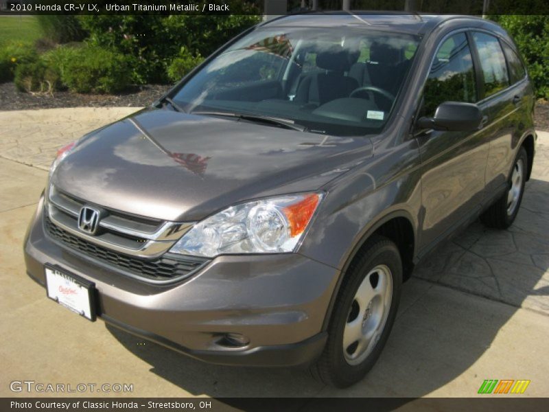 Urban Titanium Metallic / Black 2010 Honda CR-V LX