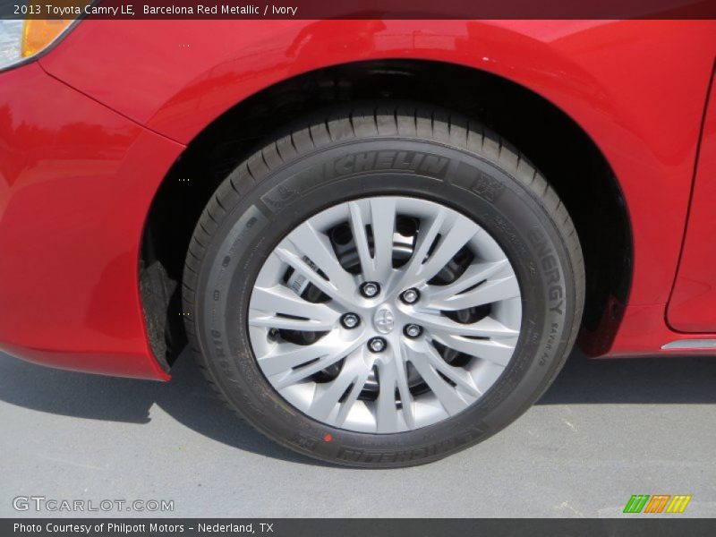 Barcelona Red Metallic / Ivory 2013 Toyota Camry LE