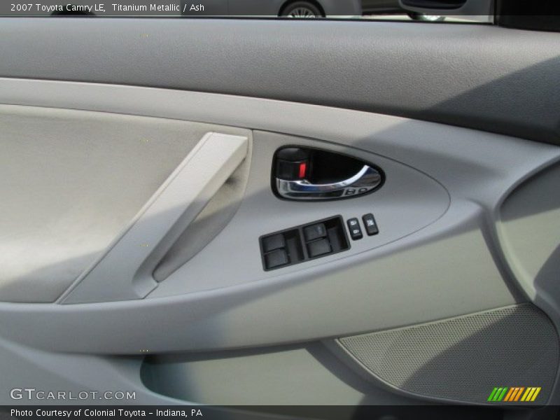 Titanium Metallic / Ash 2007 Toyota Camry LE