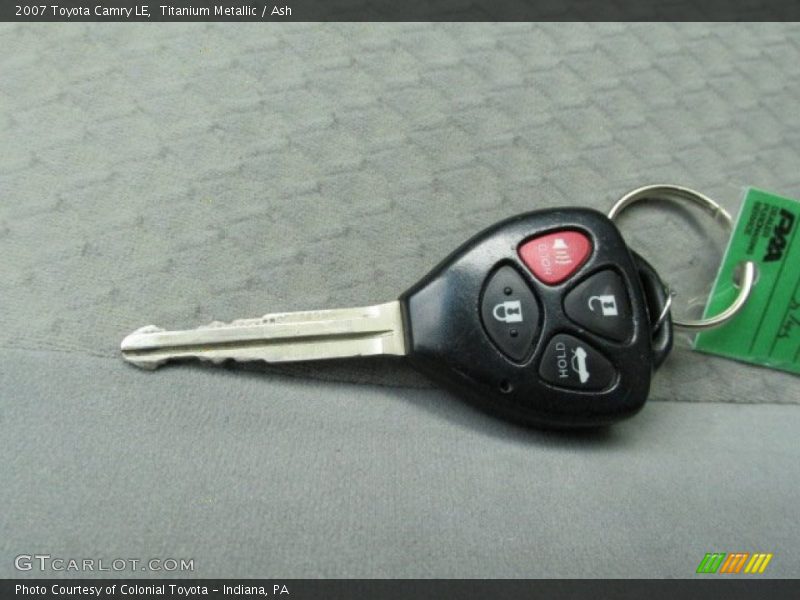 Titanium Metallic / Ash 2007 Toyota Camry LE