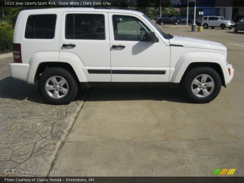 Stone White / Dark Slate Gray 2010 Jeep Liberty Sport 4x4