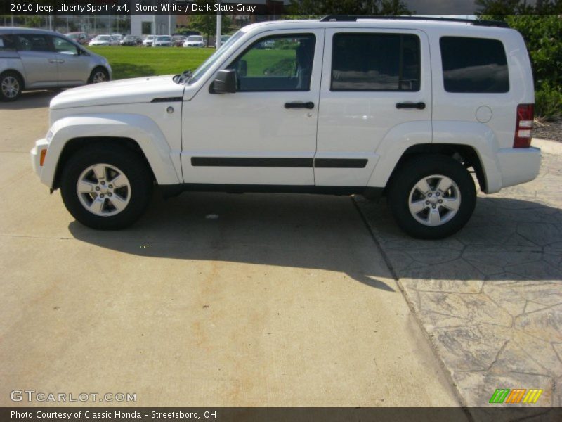 Stone White / Dark Slate Gray 2010 Jeep Liberty Sport 4x4