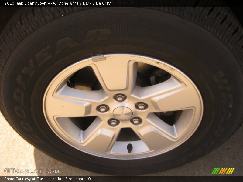 Stone White / Dark Slate Gray 2010 Jeep Liberty Sport 4x4