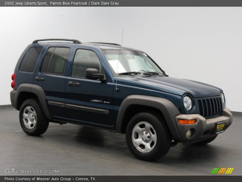 Patriot Blue Pearlcoat / Dark Slate Gray 2002 Jeep Liberty Sport