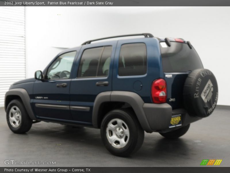 Patriot Blue Pearlcoat / Dark Slate Gray 2002 Jeep Liberty Sport