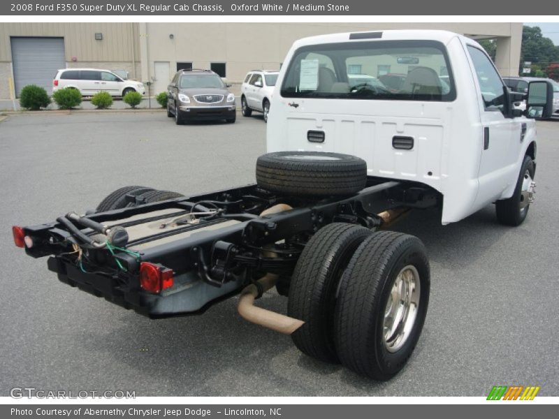  2008 F350 Super Duty XL Regular Cab Chassis Oxford White