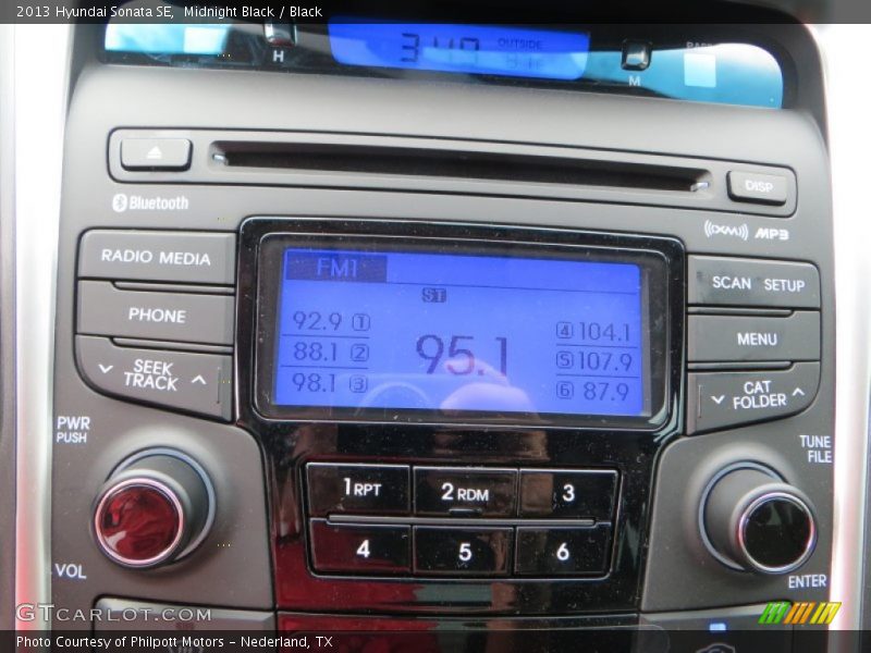 Midnight Black / Black 2013 Hyundai Sonata SE