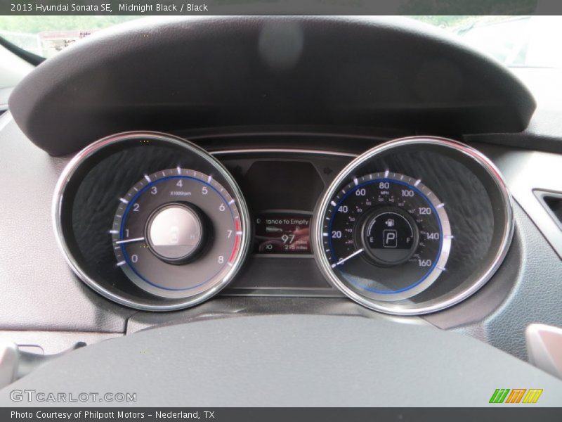 Midnight Black / Black 2013 Hyundai Sonata SE