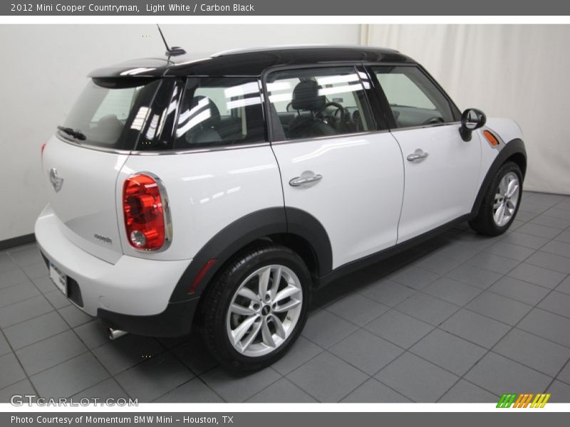 Light White / Carbon Black 2012 Mini Cooper Countryman