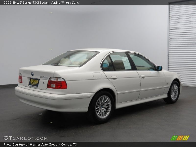 Alpine White / Sand 2002 BMW 5 Series 530i Sedan